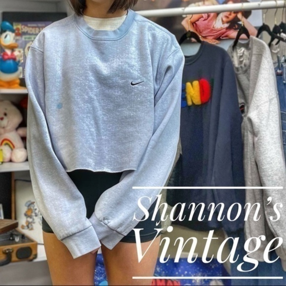Nike vintage made in USA Large cropped crew A1.